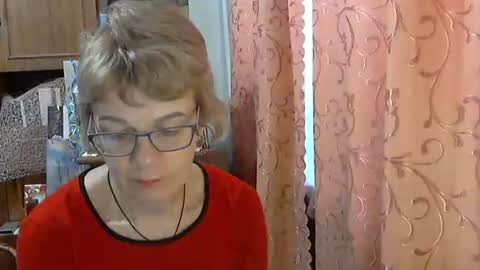 Vanillaxcreamy online show from January 6, 7:12 am
