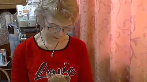 Vanillaxcreamy online show from January 18, 7:12 am