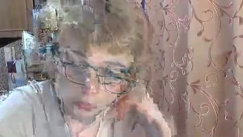 Vanillaxcreamy online show from February 25, 3:32 pm
