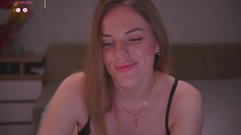 Sophie online show from December 19, 3:19 pm