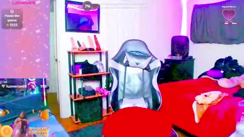 Snapshot of vanityforever101 chatting on September 19, 3:41 am VANITY online show from September 19, 3:41 am