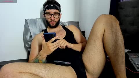 Van online show from February 24, 7:09 pm