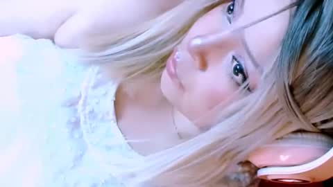 free  follow me online show from March 8, 10:46 pm