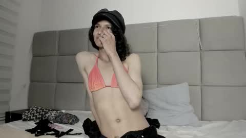 Snapshot of vannellope_96 chatting on February 2, 5:55 pm vannellope_96 online show from February 2, 5:55 pm