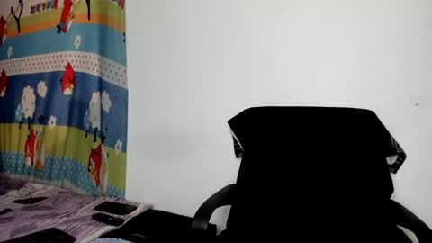 Snapshot of vannellope_vladimir chatting on June 3, 3:28 pm vannellope_vladimir online show from June 3, 3:28 pm
