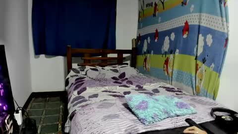 Snapshot of vannellope_vladimir chatting on June 5, 10:43 am vannellope_vladimir online show from June 5, 10:43 am