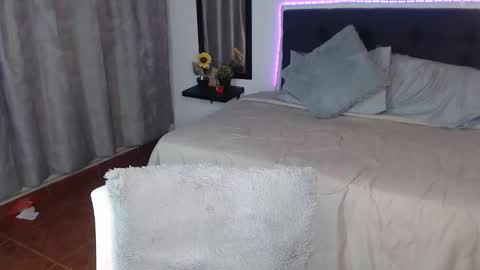 vane online show from January 4, 11:17 pm