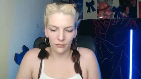 Vanessa online show from April 10, 3:06 pm