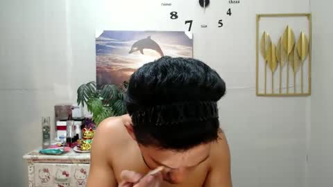 Snapshot of vanxxx2005 chatting on January 8, 7:24 am vanxxx2005 online show from January 8, 7:24 am