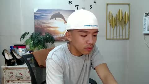 Snapshot of vanxxx2005 chatting on January 18, 7:58 pm vanxxx2005 online show from January 18, 7:58 pm