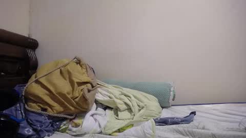 Snapshot of varmico chatting on January 8, 11:18 pm Harold online show from January 8, 11:18 pm