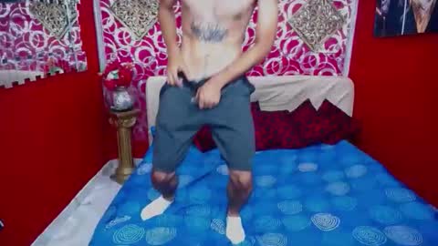 Esteban online show from March 24, 4:34 pm