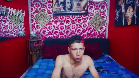 Esteban online show from April 22, 2:40 pm