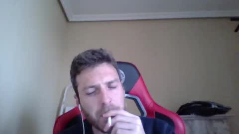 Snapshot of vascorro20 chatting on March 5, 5:18 pm vascorro20 online show from March 5, 5:18 pm