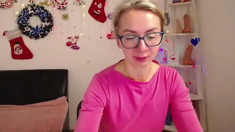 Snapshot of vasilisasii chatting on December 30, 6:31 am Vasilisa online show from December 30, 6:31 am