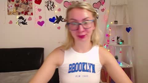 Snapshot of vasilisasii chatting on January 23, 1:02 pm Vasilisa online show from January 23, 1:02 pm