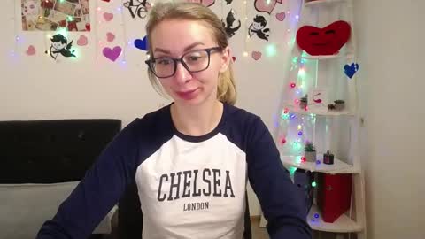 Snapshot of vasilisasii chatting on March 1, 9:18 am Vasilisa online show from March 1, 9:18 am