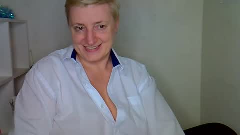 vea_motty online show from January 6, 8:34 pm