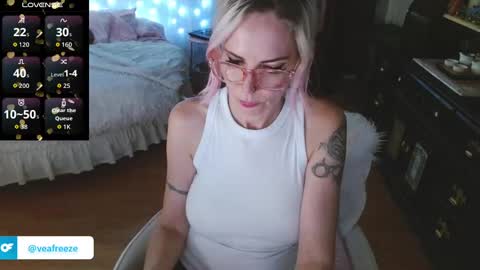 veafreeze online show from September 14, 6:01 am