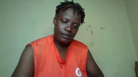 Snapshot of vee_tommy chatting on December 29, 12:55 pm Vee tommy online show from December 29, 12:55 pm