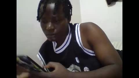 Snapshot of vee_tommy chatting on May 23, 6:34 pm Vee tommy online show from May 23, 6:34 pm