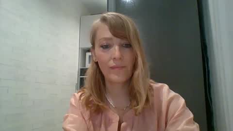 Veessa online show from May 26, 4:25 pm