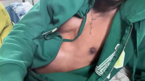 vegasaibot2 online show from October 15, 4:07 pm