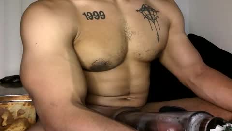 Vegas Love online show from October 23, 7:40 am