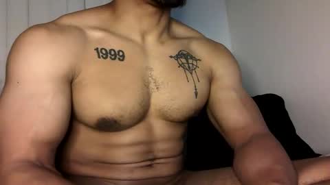 Vegas Love online show from November 10, 8:57 am