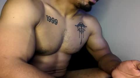 Vegas Love online show from November 18, 7:57 am