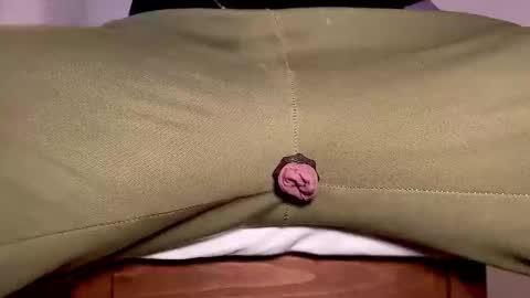 veiny_thing online show from December 18, 1:33 am