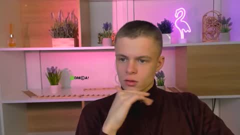 veldi_to online show from December 22, 7:44 pm