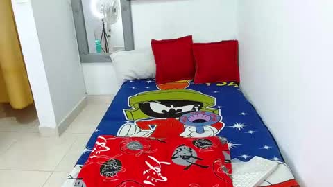 velk_hot1 online show from January 17, 3:50 pm