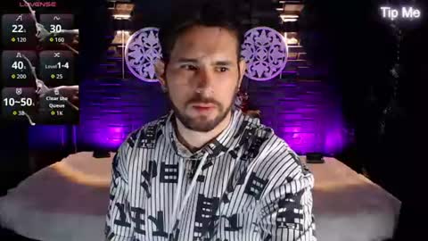 Snapshot of velkan777 chatting on June 22, 11:18 am velkan777 online show from June 22, 11:18 am