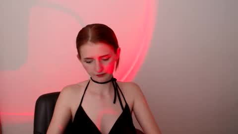 vellahott online show from May 29, 7:56 pm