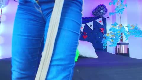 velora_nigth online show from February 25, 11:31 am