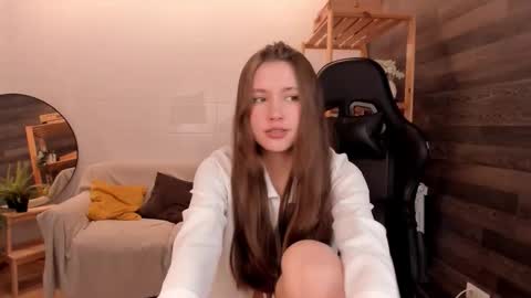 velvet_cherry online show from October 9, 3:32 pm