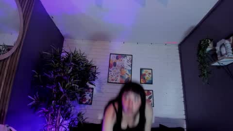 Isabella  online show from December 14, 11:26 am