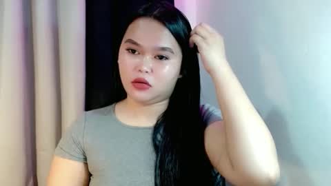 Snapshot of velvet_jess chatting on February 8, 3:37 pm call me jessie online show from February 8, 3:37 pm