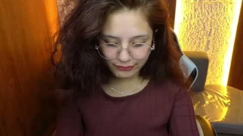 velvet_moon_v online show from June 30, 3:07 am