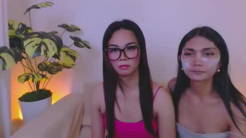 Velvet online show from May 29, 1:36 am