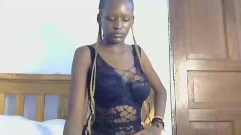 Snapshot of velvetdesiree chatting on May 11, 2:45 pm velvetdesiree online show from May 11, 2:45 pm