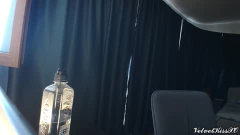 Snapshot of velvetkissxo chatting on September 21, 6:15 am VelvetKissXO online show from September 21, 6:15 am