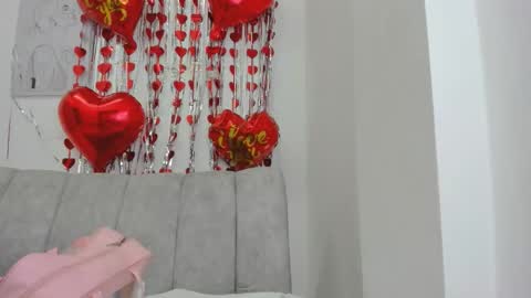 Snapshot of velvetluna_ chatting on February 17, 10:56 am Velvetluna online show from February 17, 10:56 am