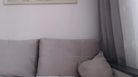 velvetmoon123 online show from March 1, 8:27 am