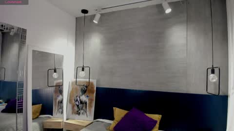 velvettease_ online show from April 15, 12:56 pm