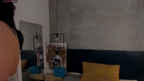 Snapshot of velvettease_ chatting on June 17, 12:29 pm velvettease_ online show from June 17, 12:29 pm