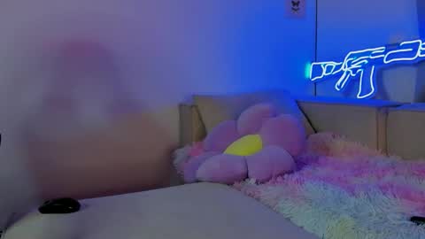 velvetvibes_ online show from May 28, 2:09 am