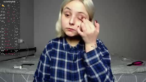 eva 3 online show from December 13, 10:04 pm