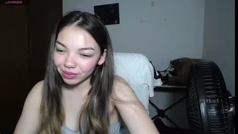 Venelope 3 online show from February 27, 5:24 am